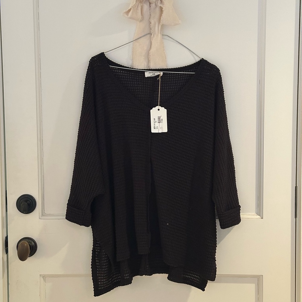 Black women’s sweater size S/M